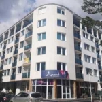 Двустаен апартамент в София, Студентски град - 61 кв.м за 2017 €/кв.м - Снимка #1