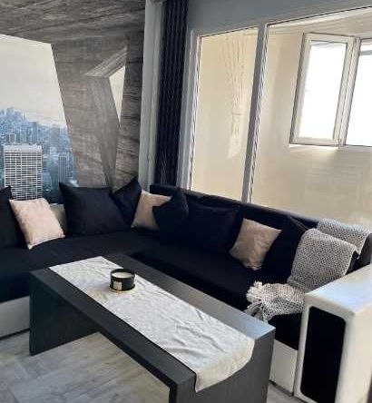 Дава се под наем Двустаен апартамент в Бургас, Зорница - 45 кв.м за 400 € - Снимка #1