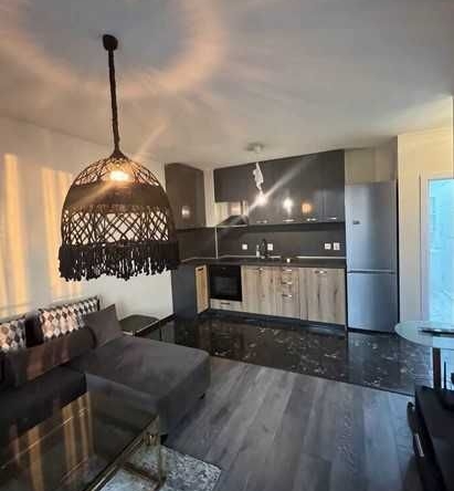 Дава се под наем Двустаен апартамент в София, Банишора - 67 кв.м за 558.45 € - Снимка #1