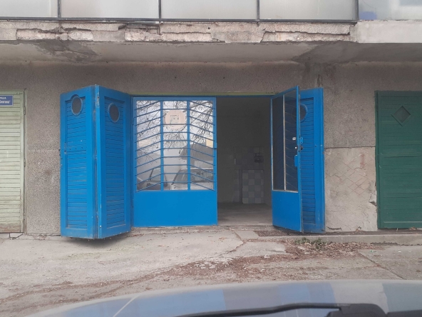 Гараж / Паркомясто в Велико Търново, Чолаковци - 17 кв.м за 1030 €/кв.м - Снимка #1