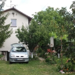 Дава се под наем Къща в с. Лозен, Област София-град - 60 кв.м за 204 € - Снимка #1