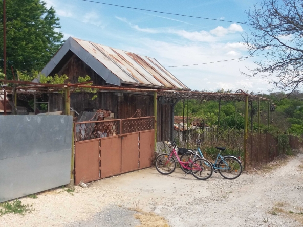 Парцел в Добрич, Градска болница - 400 кв.м за 45 €/кв.м - Снимка #1