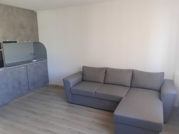 Дава се под наем Едностаен апартамент в София, Лозенец - 27 кв.м за 163.2 € - Снимка #1