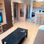 Дава се под наем Двустаен апартамент в Варна, Бизнес хотел - 68 кв.м за 500 € - Снимка #1