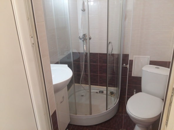 Дава се под наем Двустаен апартамент в Варна, Трошево - 50 кв.м за 382.5 € - Снимка #1