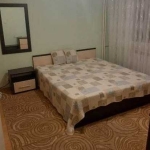 Дава се под наем Тристаен апартамент в София, Левски В - 87 кв.м за 598.23 € - Снимка #1