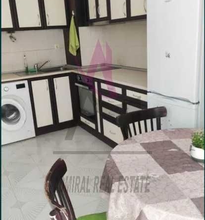 Дава се под наем Двустаен апартамент в Варна, Колхозен пазар - 60 кв.м за 375 € - Снимка #1