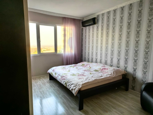 Дава се под наем Тристаен апартамент в Стара Загора, Три чучура - север - 60 кв.м за 348.84 € - Снимка #1