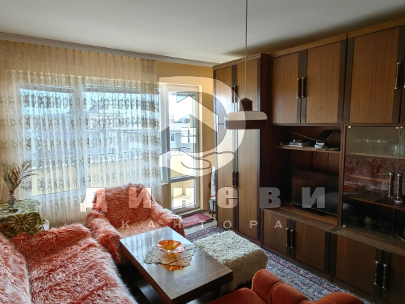 Тристаен апартамент в Стара Загора, Център - 78 кв.м за 981 €/кв.м - Снимка #1