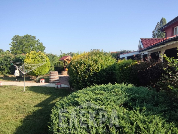 Къща в с. Ветрино, Област Варна - 150 кв.м за 1467 €/кв.м - Снимка #1