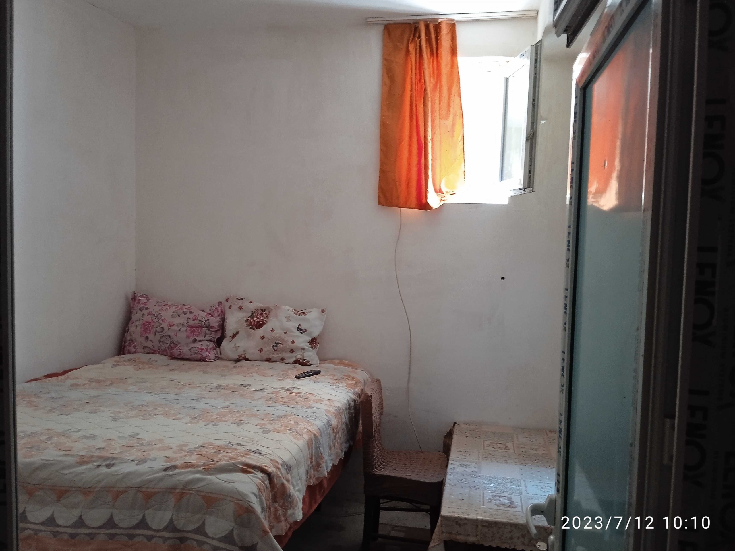 Дава се под наем  в Варна, Аспарухово - 12 кв.м за 159.12 € - Снимка #1