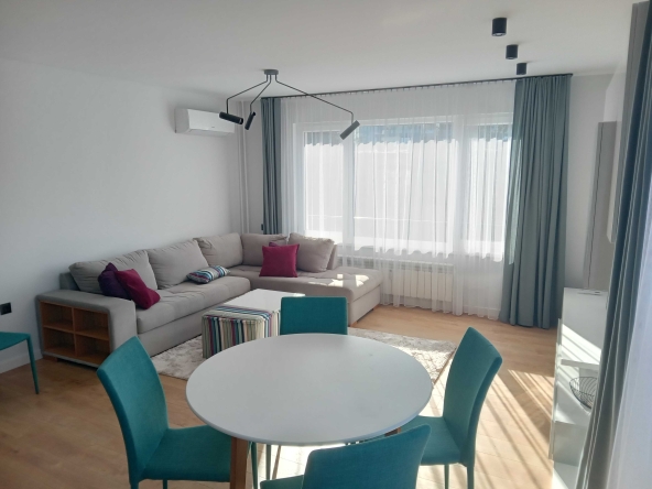 Дава се под наем Тристаен апартамент в София, Изток - 86 кв.м за 663 € - Снимка #1