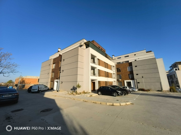 Тристаен апартамент в Пловдив, Коматевски възел - 101 кв.м за 1203 €/кв.м - Снимка #1