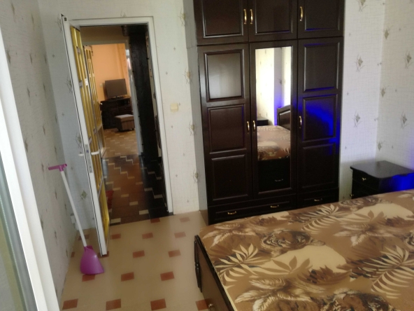 Дава се под наем Двустаен апартамент в Пазарджик, Идеален център - 60 кв.м за 204 € - Снимка #1