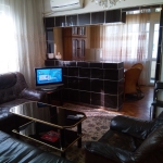 Дава се под наем Тристаен апартамент в Велико Търново, Център - 110 кв.м за 306 € - Снимка #1