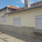 Къща в с. Садовец, Област Плевен - 505 кв.м за 46 €/кв.м - Снимка #1