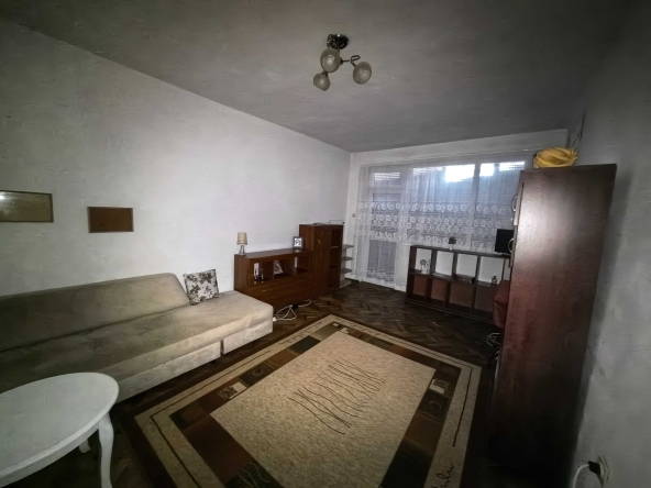 Двустаен апартамент в Ямбол, Център - 65 кв.м за 1416 €/кв.м - Снимка #1