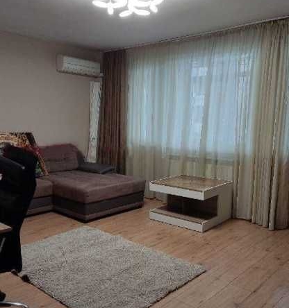 Дава се под наем Тристаен апартамент в София, Разсадника - 100 кв.м за 475 € - Снимка #1