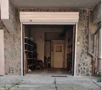 Дава се под наем Гараж / Паркомясто в София, Лозенец - 26 кв.м за 200 € - Снимка #1