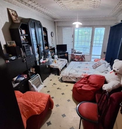 Двустаен апартамент в Плевен, Сторгозия - 75 кв.м за 1000 €/кв.м - Снимка #1