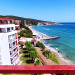 Дава се под наем Двустаен апартамент в Свети Влас - 100 кв.м за 300 € - Снимка #1