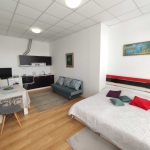 Двустаен апартамент в к.к. Слънчев бряг - 48 кв.м за 1209 €/кв.м - Снимка #1