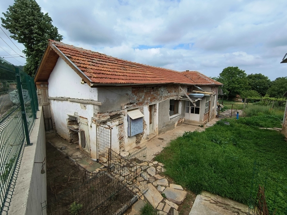 Къща в с. Малка Верея, Област Стара Загора - 75 кв.м за 422 €/кв.м - Снимка #1