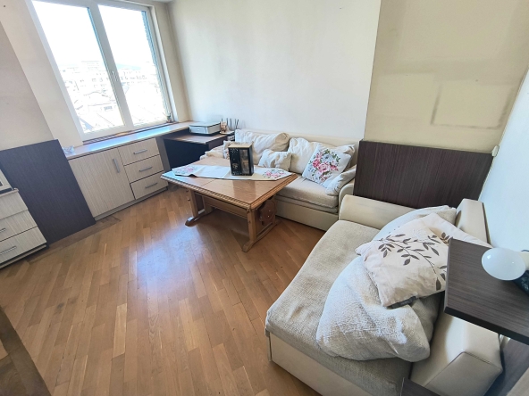 Тристаен апартамент в Стара Загора, Център - 76 кв.м за 1277 €/кв.м - Снимка #1