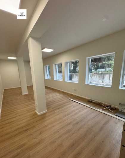 Магазин в Варна, Център - 50 кв.м за 1980 €/кв.м - Снимка #1