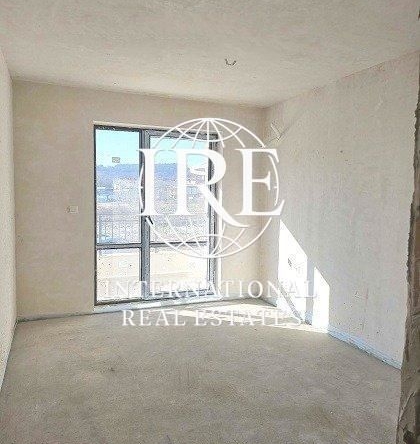 Двустаен апартамент в Варна, Възраждане 1 - 62 кв.м за 987 €/кв.м - Снимка #1