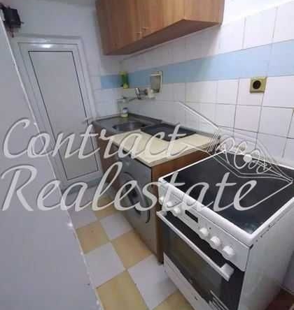 Дава се под наем Двустаен апартамент в Варна, Център - 55 кв.м за 255 € - Снимка #1