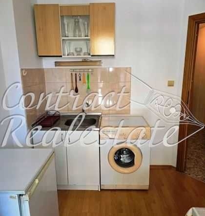 Дава се под наем Двустаен апартамент в Варна, Лятно кино Тракия - 45 кв.м за 306 € - Снимка #1