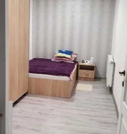 Дава се под наем Едностаен апартамент в Пловдив, Гагарин - 40 кв.м за 193.8 € - Снимка #1