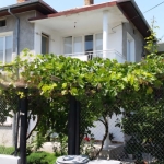 Къща в Дебелец - 180 кв.м за 440 €/кв.м - Снимка #1