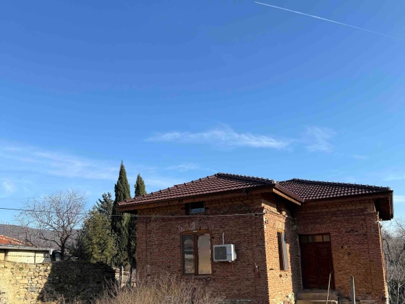 Къща в с. Колена, Област Стара Загора - 150 кв.м за 310 €/кв.м - Снимка #1