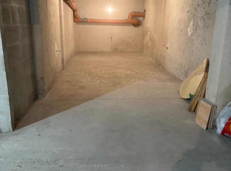 Гараж / Паркомясто в Пловдив, Кършияка - 24 кв.м за 1658 €/кв.м - Снимка #1