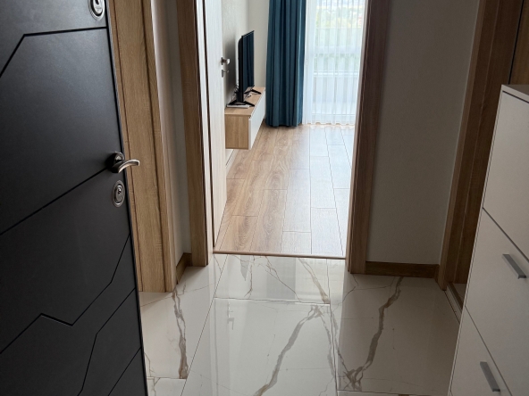 Дава се под наем Двустаен апартамент в Гоце Делчев - 60 кв.м за 255 € - Снимка #1