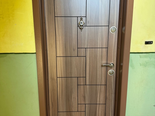 Дава се под наем Едностаен апартамент в Плевен, Мара Денчева - 50 кв.м за 331.5 € - Снимка #1