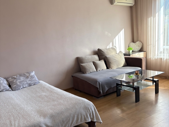 Двустаен апартамент в Враца, Център - 65 кв.м за 1883 €/кв.м - Снимка #1