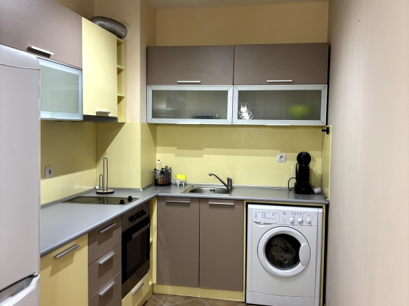 Дава се под наем Едностаен апартамент в София, Младост 1 - 55 кв.м за 433.5 € - Снимка #1