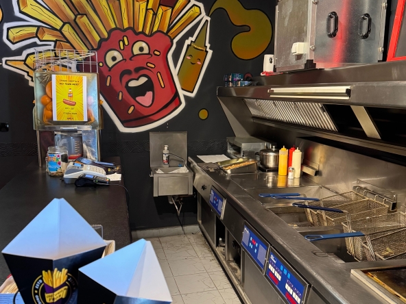 Заведение в Велико Търново, Стара част - 40 кв.м за 421 €/кв.м - Снимка #1