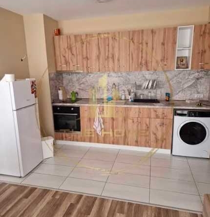 Дава се под наем Двустаен апартамент в Варна, м-т Пчелина - 50 кв.м за 423.81 € - Снимка #1