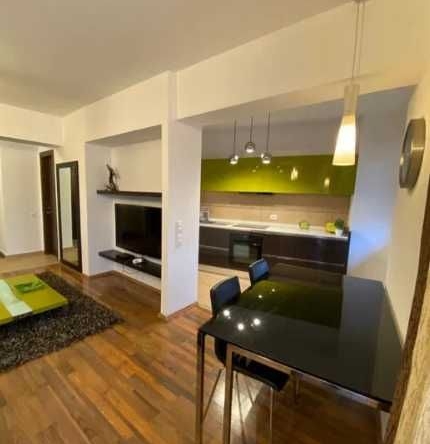 Дава се под наем Тристаен апартамент в Пловдив, Каменица 2 - 88 кв.м за 341.7 € - Снимка #1