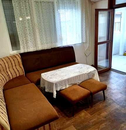 Дава се под наем Двустаен апартамент в Бургас, Възраждане - 68 кв.м за 350 € - Снимка #1