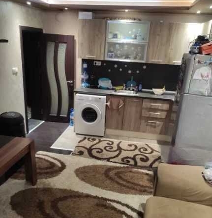 Етаж от къща в Пловдив, Прослав - 180 кв.м за 453 €/кв.м - Снимка #1