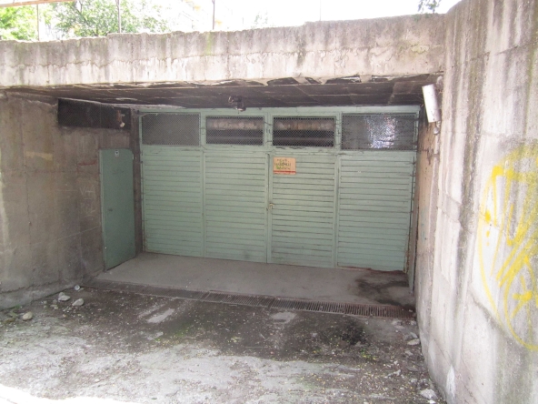 Дава се под наем Гараж / Паркомясто в София, Младост 1 - 15 кв.м за 71.4 € - Снимка #1