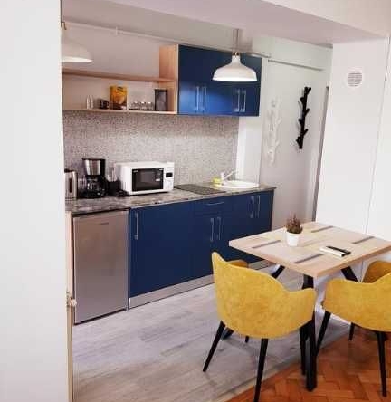 Дава се под наем Двустаен апартамент в Пловдив, Тракия - 60 кв.м за 316.2 € - Снимка #1