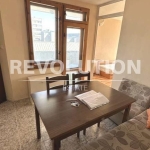 Дава се под наем Тристаен апартамент в Варна, Колхозен пазар - 64 кв.м за 400 € - Снимка #1