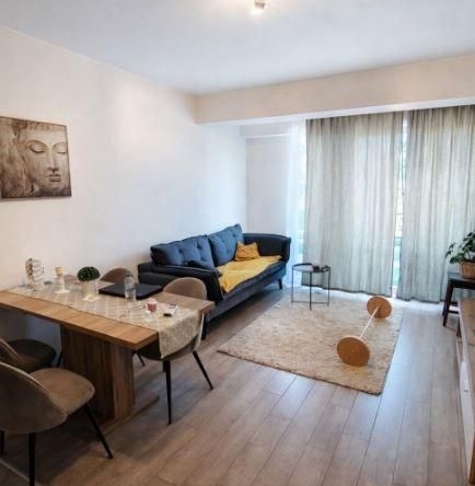 Дава се под наем Тристаен апартамент в Варна, Трошево - 80 кв.м за 598.23 € - Снимка #1