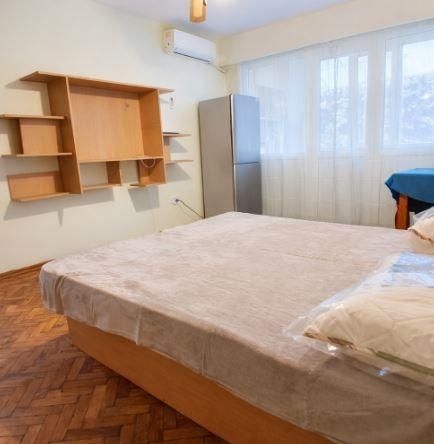 Дава се под наем Едностаен апартамент в Варна, Чайка - 35 кв.м за 298.86 € - Снимка #1